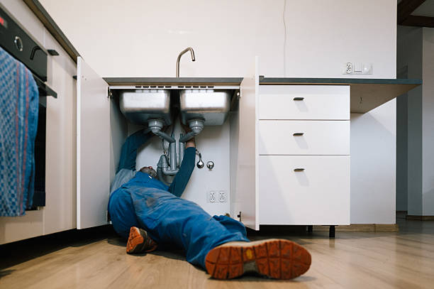 Professional Plumbing technician working in Duson, LA